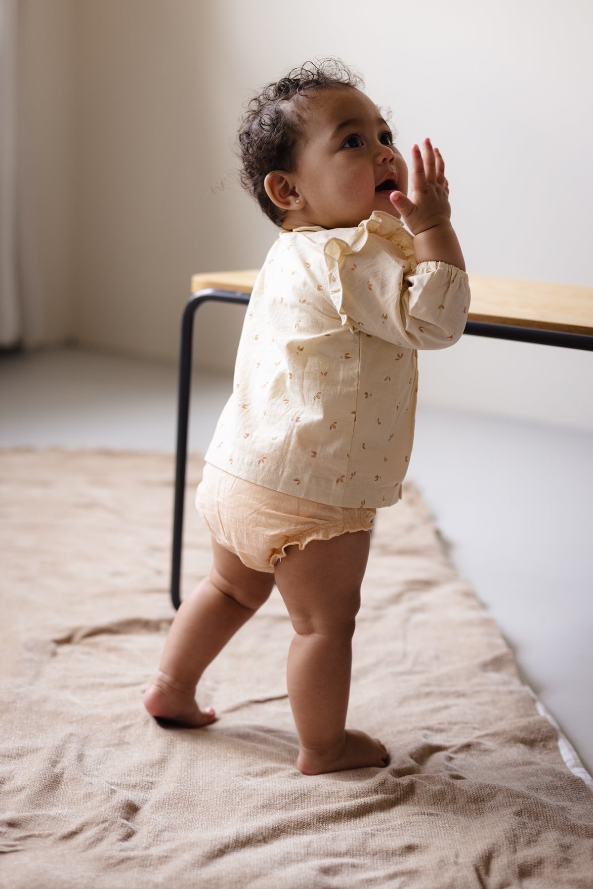 BLOUSE | AOP Yellow Graphic