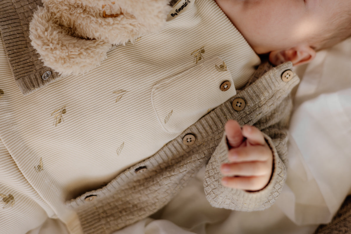 Shirt crème  met print | AOP Green Sketch